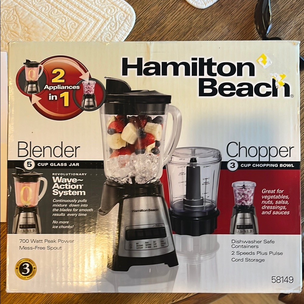 New Hamilton Beach Blender Chopper, classic glass 5 cup pitcher, hard 2 find